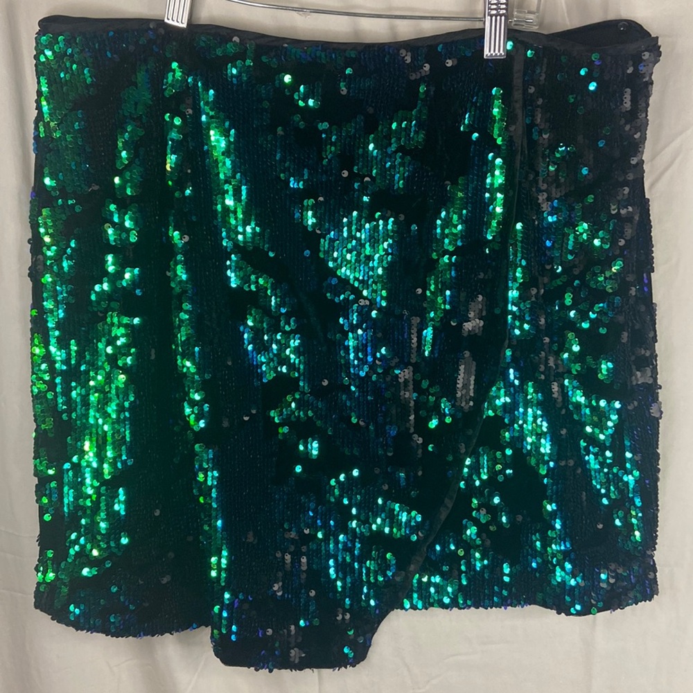 Forever 21 Green Sequin Asymmetrical Skirt